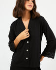 Pijama con Encaje Largo Estilo Boyfriend Vera Bridal - Negro y Rosa - Munai