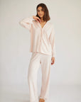 Pijama con Encaje Largo Estilo Boyfriend Vera Bridal - Negro y Rosa - Munai